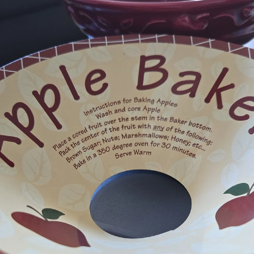 Red Apple Baker
